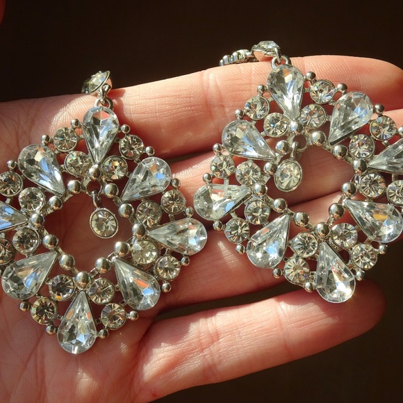 Big Clear & Pale Silvery Blue Jewel Glitzy Glam Pageant Post Statement Earrings - Picture 3 of 13
